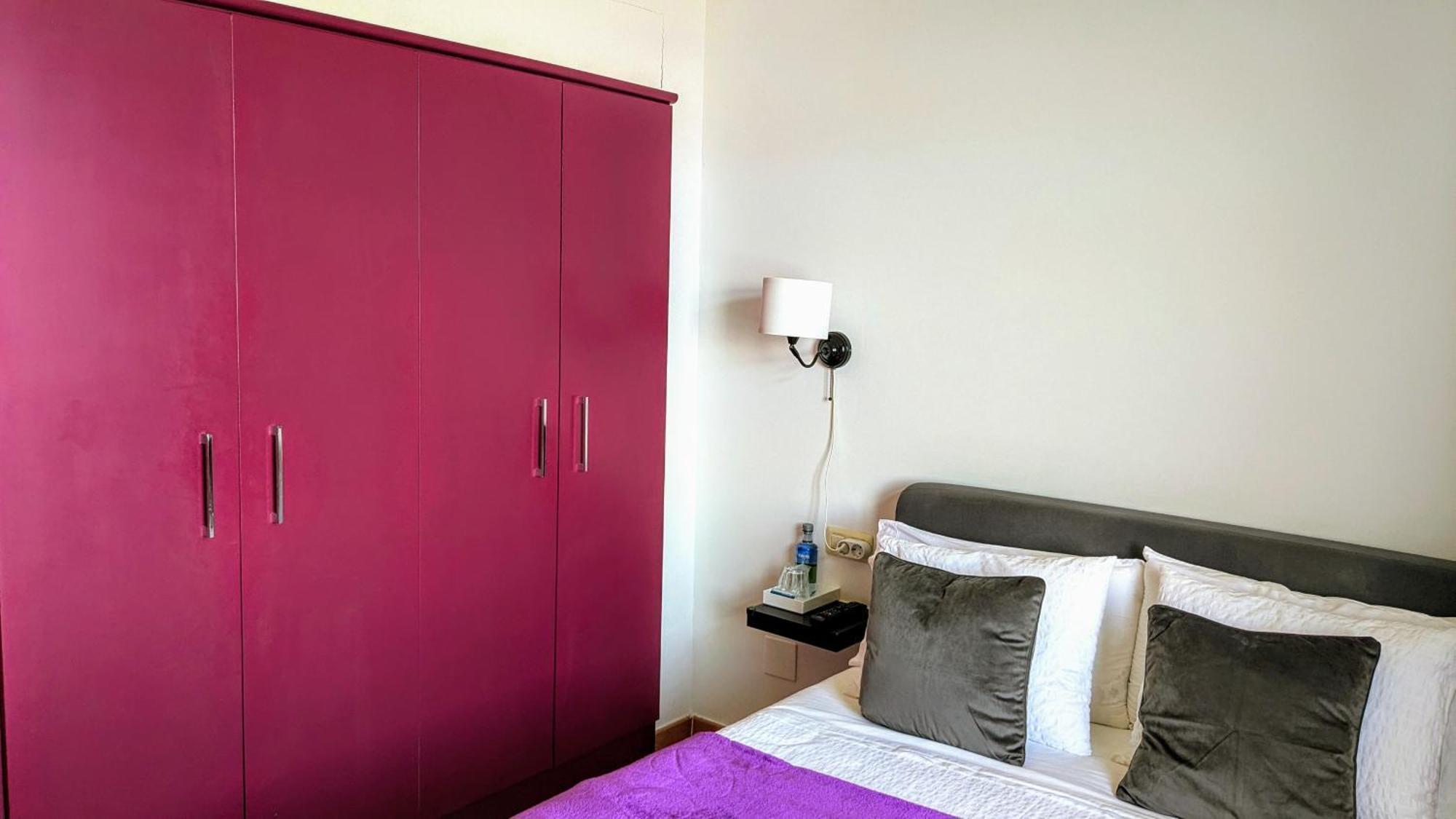 Pension Club Del Mar Cayon ภายนอก รูปภาพ