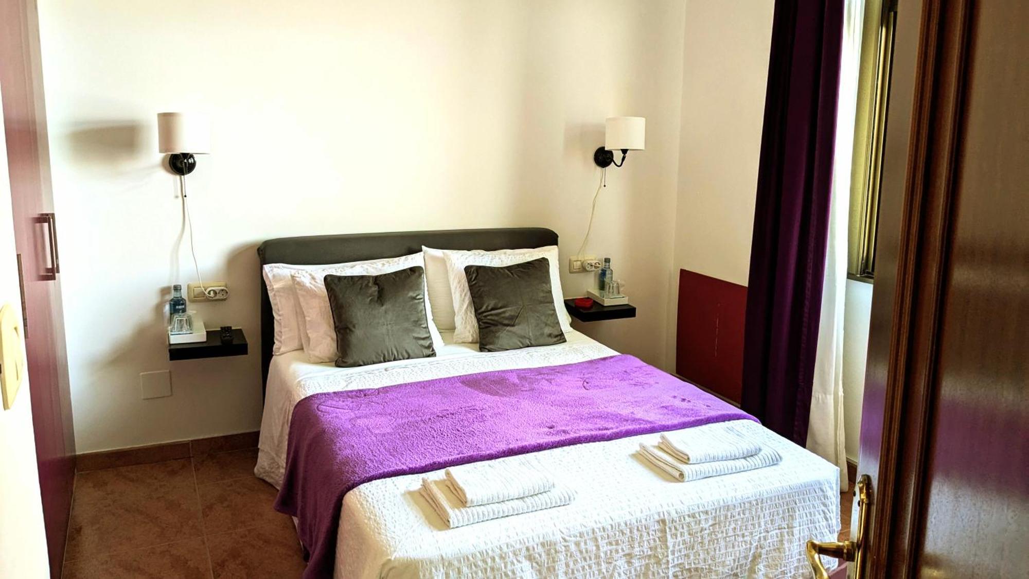 Pension Club Del Mar Cayon ภายนอก รูปภาพ